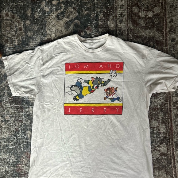 Vintage Tom and Jerry Graphic T-Shirt - Picture 3 of 5